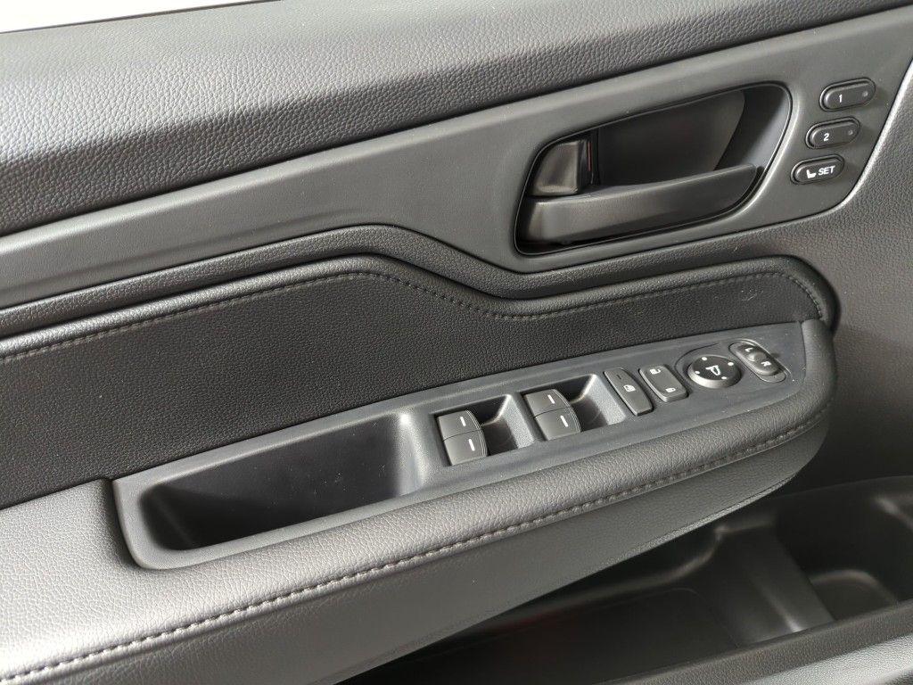 صورة 12 لـ 2026 Honda ODYSSEY SPORT-L