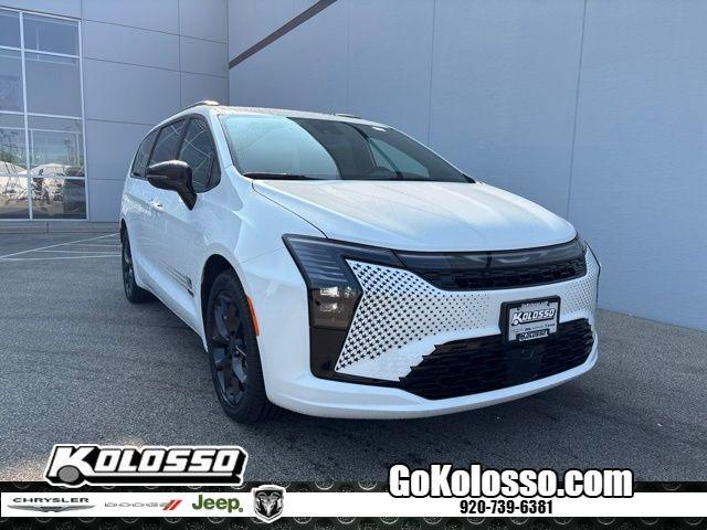 New 2027 Chrysler Pacifica SELECT