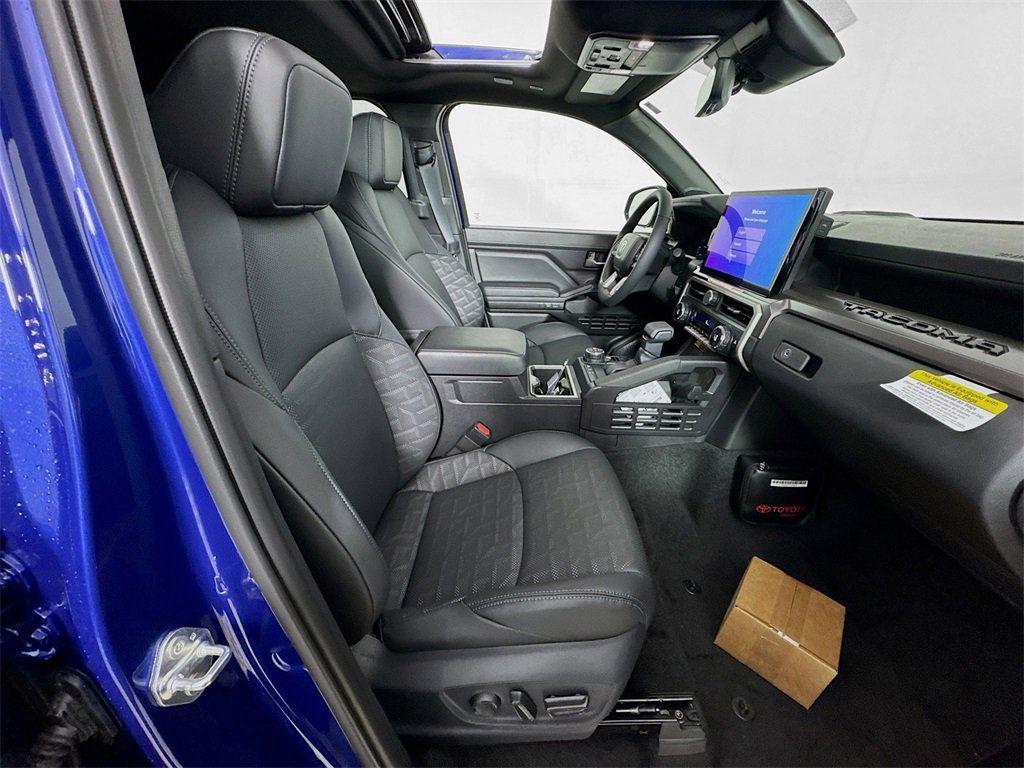 2025 TOYOTA TACOMA HYBRID TRD OFF ROAD — миниатюра 27