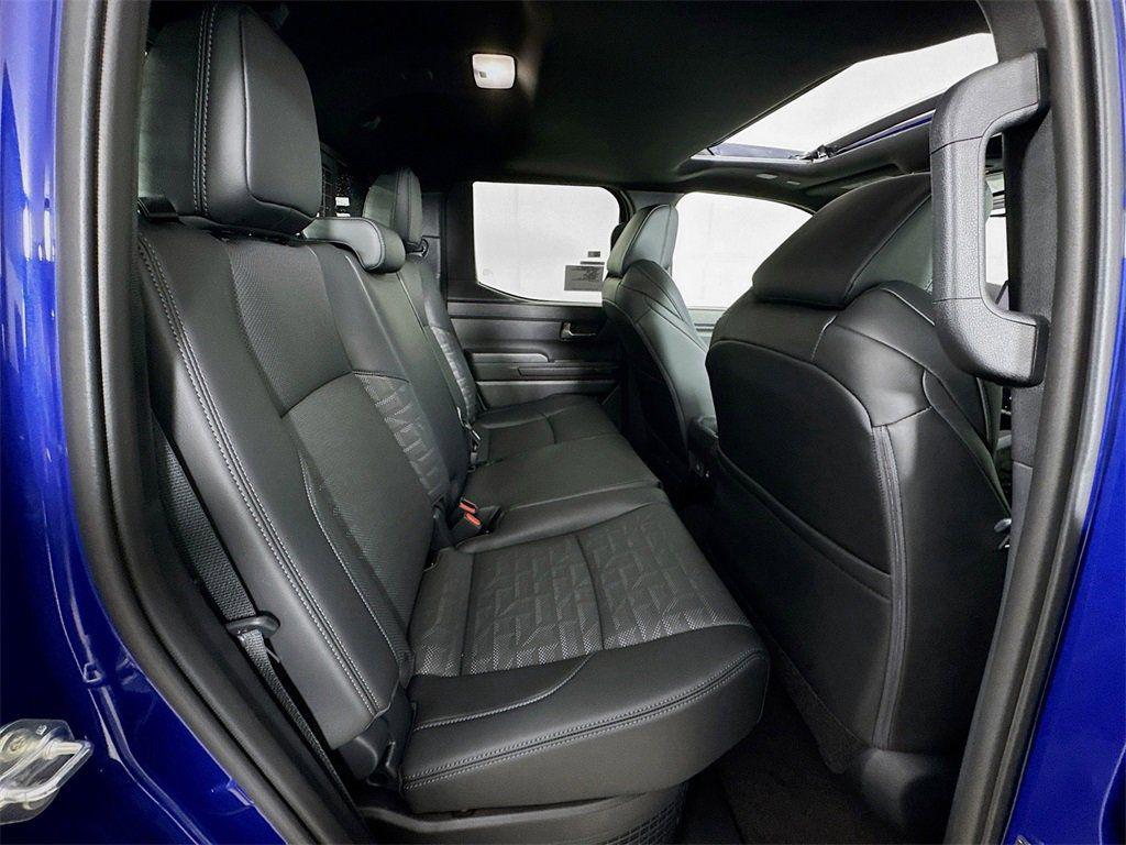 2025 TOYOTA TACOMA HYBRID TRD OFF ROAD — миниатюра 26