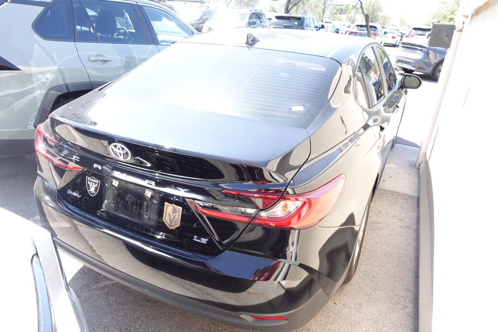 صورة 3 لـ 2025 Toyota CAMRY LE