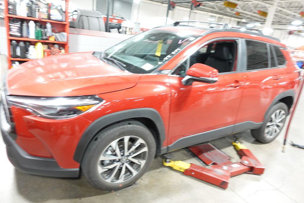 TOYOTA COROLLA CROSS - 4