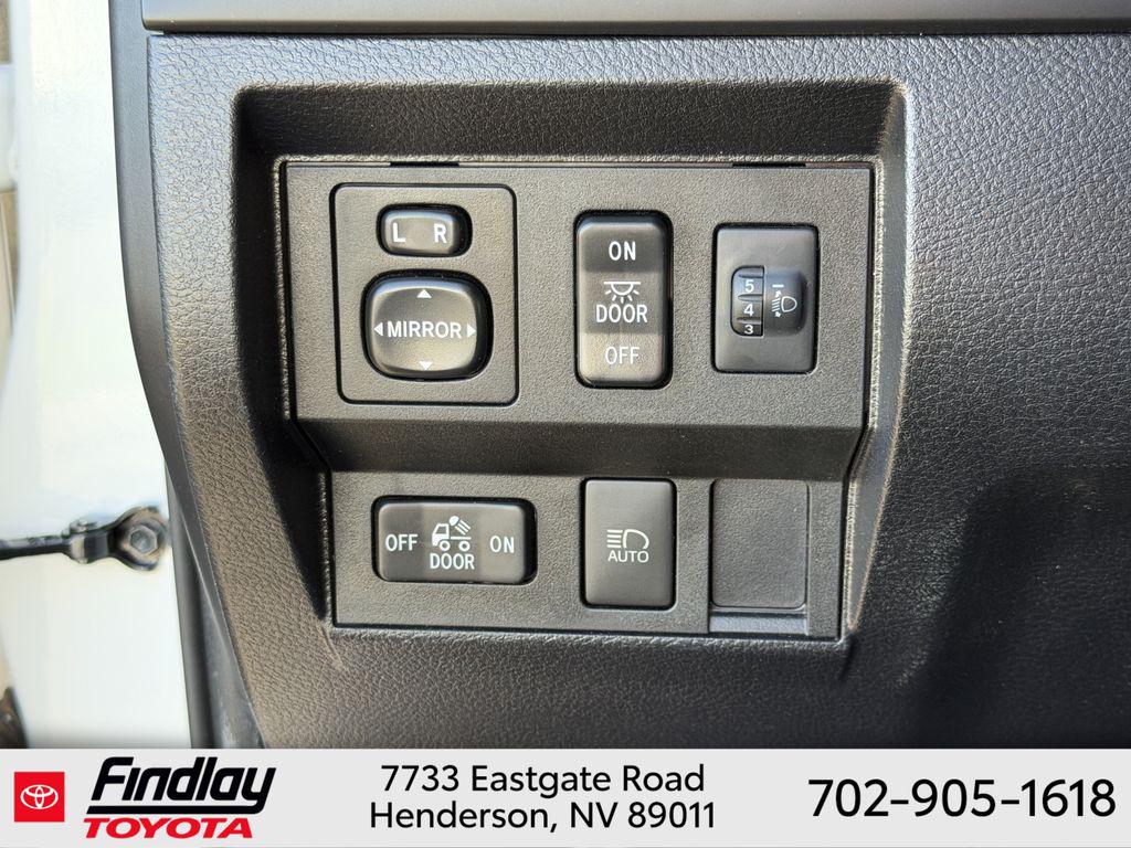 صورة 22 لـ 2021 Toyota TUNDRA SR