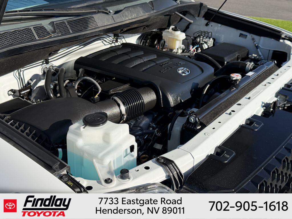 صورة 32 لـ 2021 Toyota TUNDRA SR