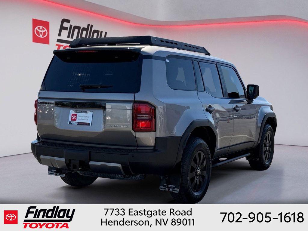 TOYOTA LAND CRUISER - 3