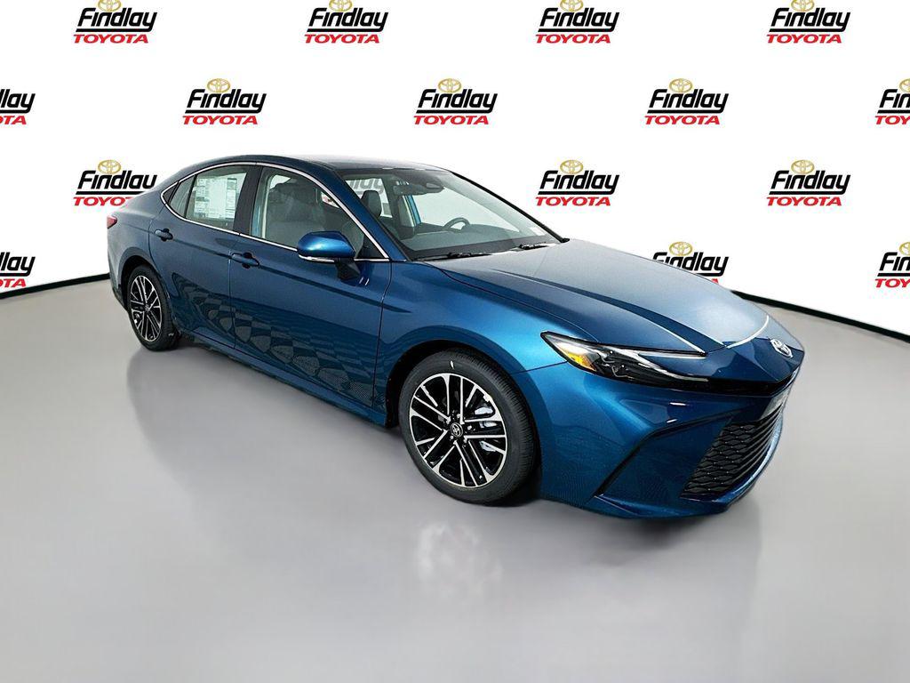 صورة 1 لـ 2026 Toyota CAMRY XLE