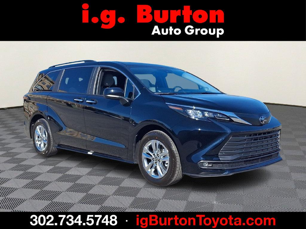 New 2026 Toyota Sienna XLE