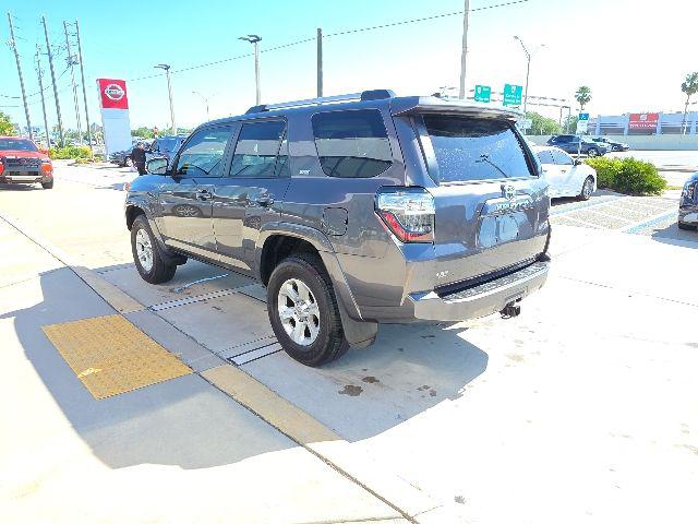 TOYOTA 4RUNNER - 6