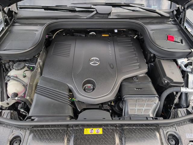 2026 Mercedes-BENZ GLS thumbnail 17
