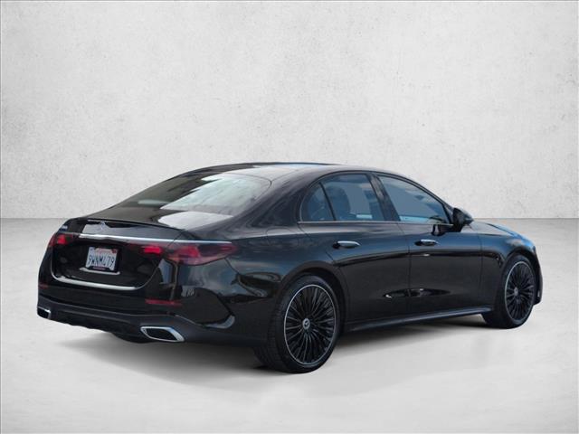 MERCEDES-BENZ E-CLASS - 5