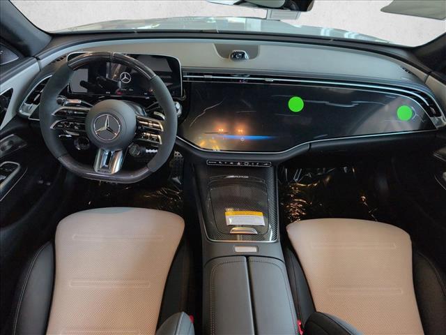 MERCEDES-BENZ E-CLASS - 8