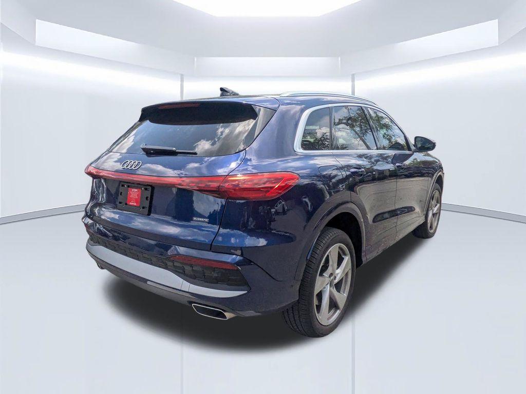 صورة 3 لـ 2025 AUDI Q5 2.0T QUATTRO PREMIUM