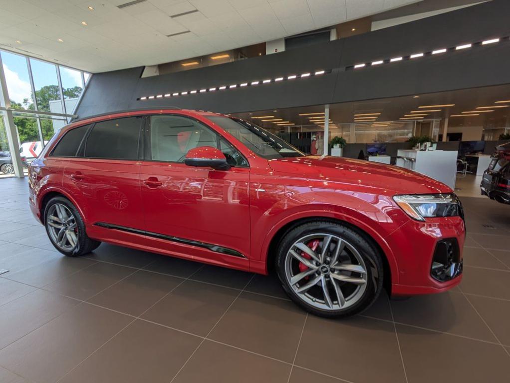 2026 AUDI Q7 55 photo 3