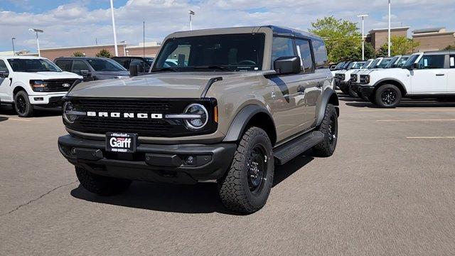 2026 FORD BRONCO OUTER BANKS photo 3