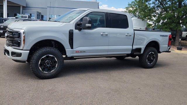 صورة 4 لـ 2026 FORD F-350 PLATINUM
