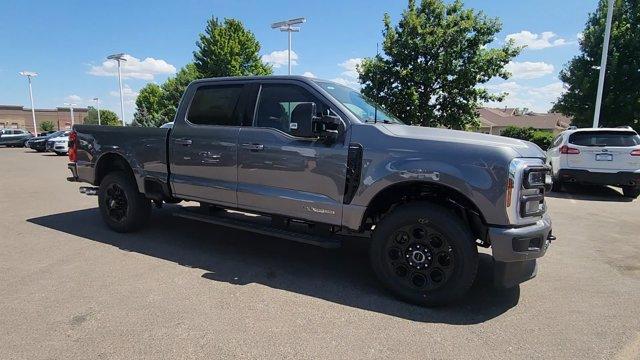 2026 FORD F-250 LARIAT — миниатюра 13