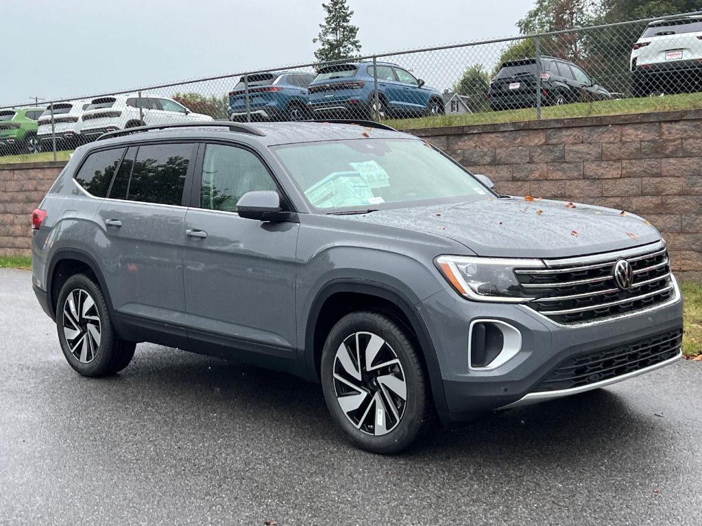 New 2026 Volkswagen Atlas 2.0T SE w/Technology