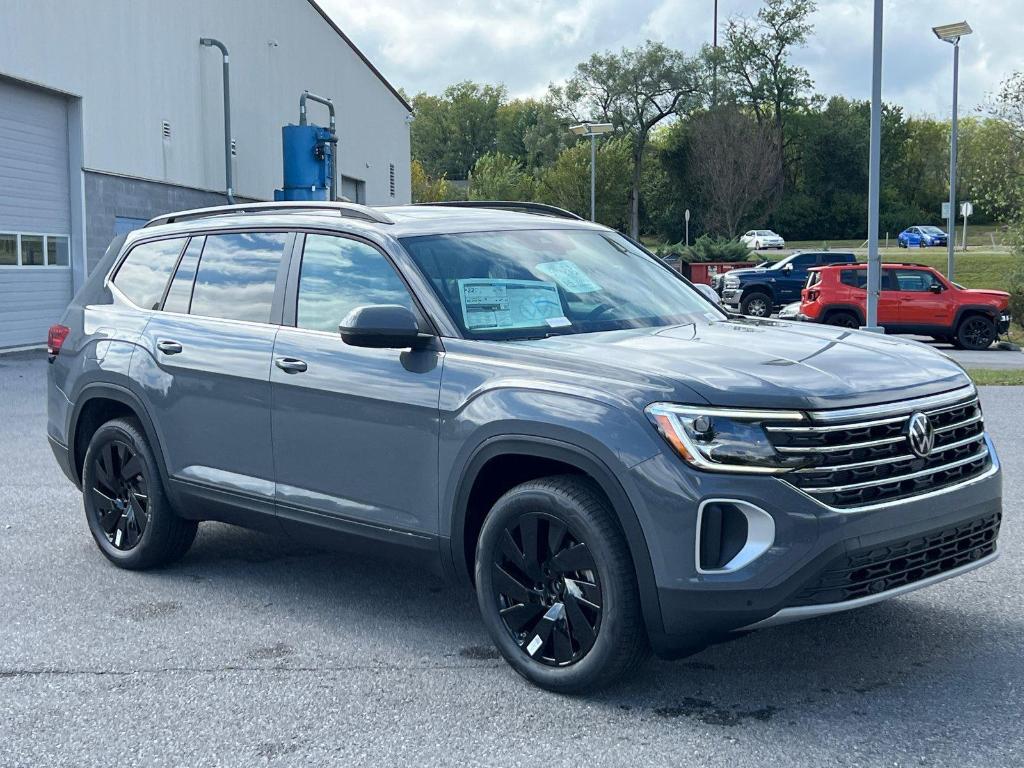 New 2026 Volkswagen Atlas 2.0T SE w/Technology