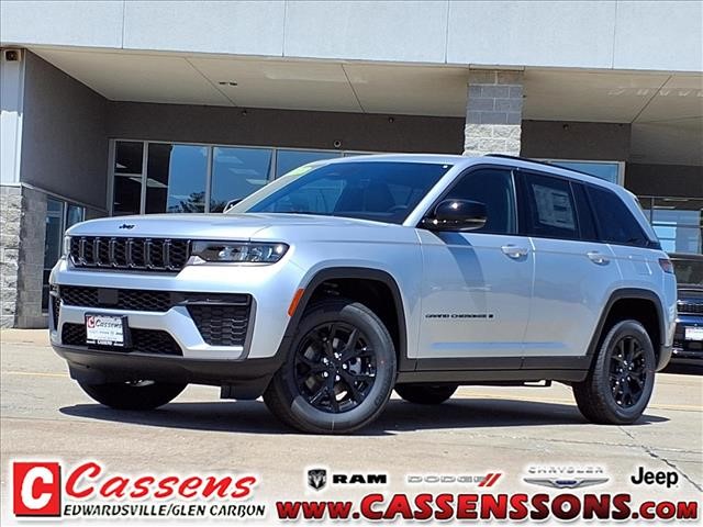 New 2026 Jeep Grand Cherokee Laredo