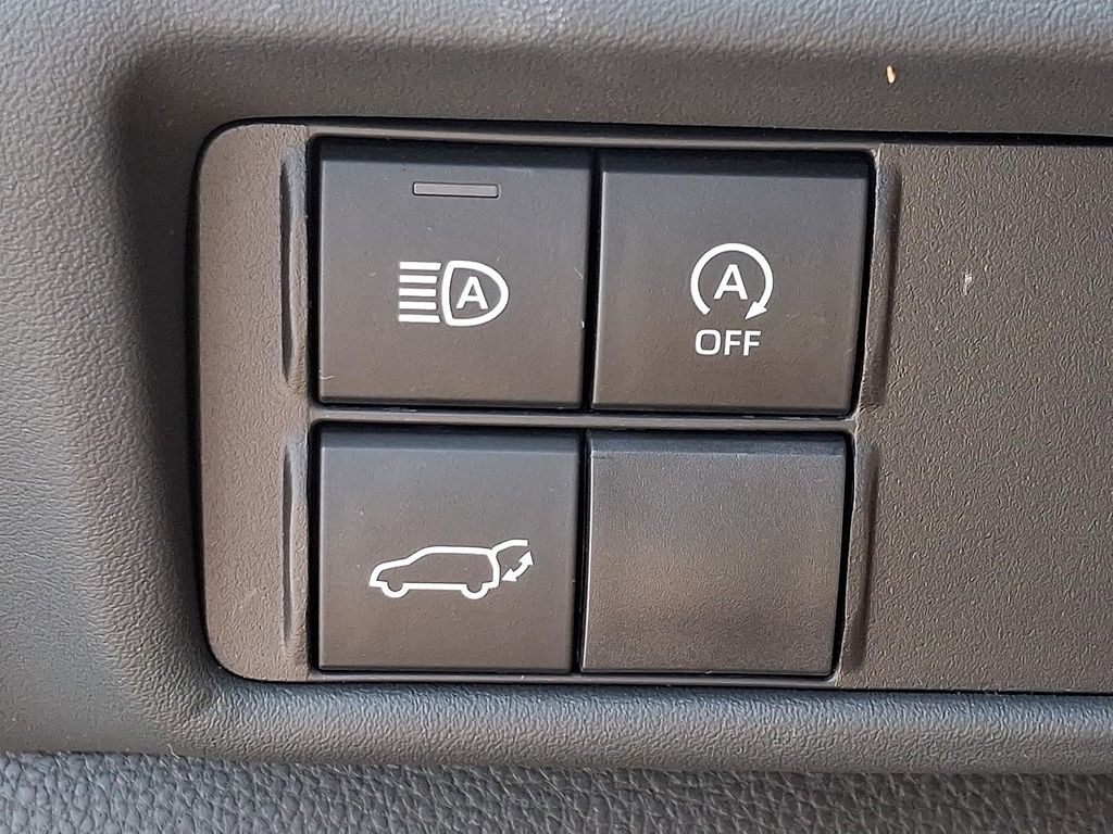 صورة مصغرة 27 لـ 2024 Toyota HIGHLANDER LE
