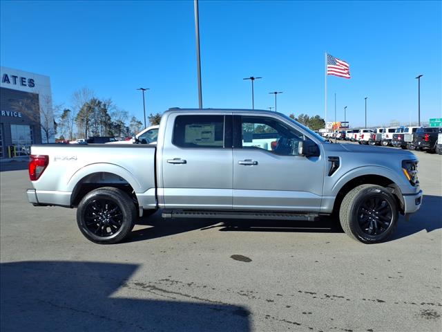 FORD F-150 XLT - 2