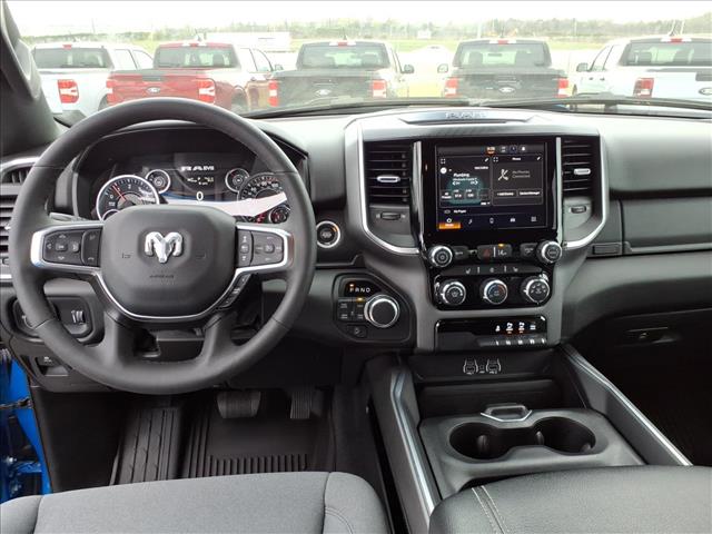 صورة مصغرة 15 لـ 2025 RAM 1500 BIG HORN
