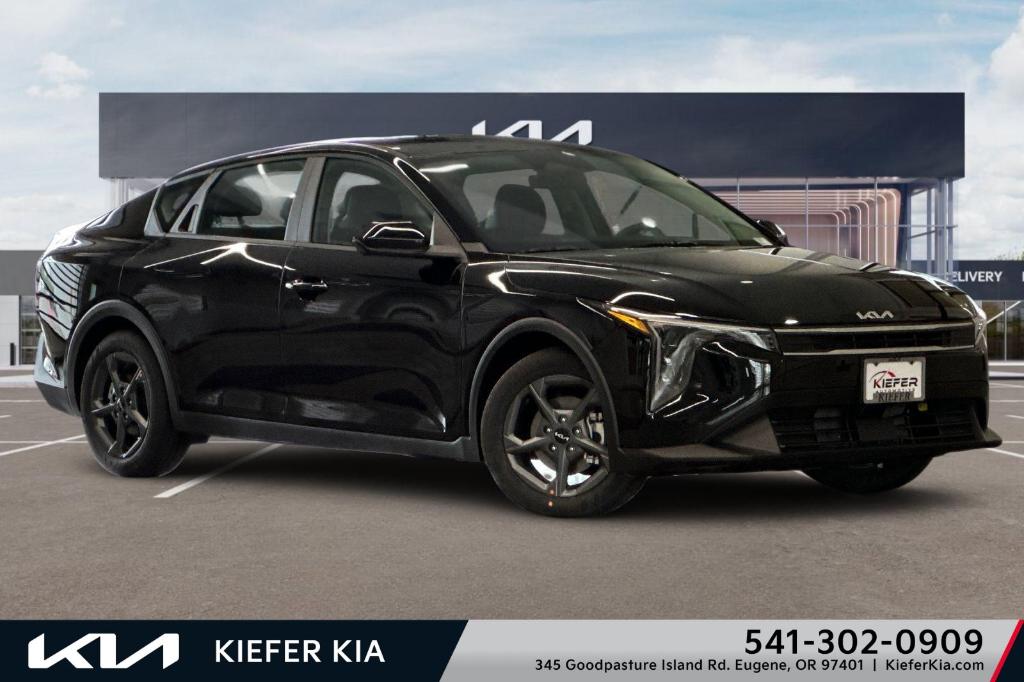 New 2026 Kia K4 LXS