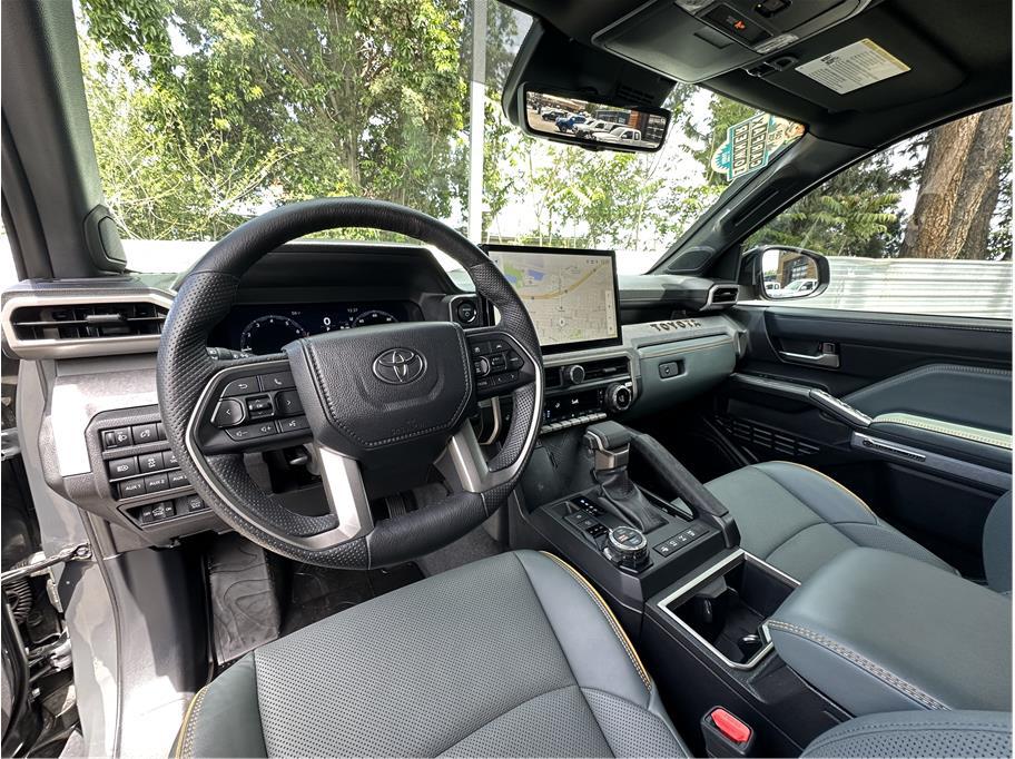 2024 Toyota TACOMA HYBRID TRAILHUNTER 照片 2