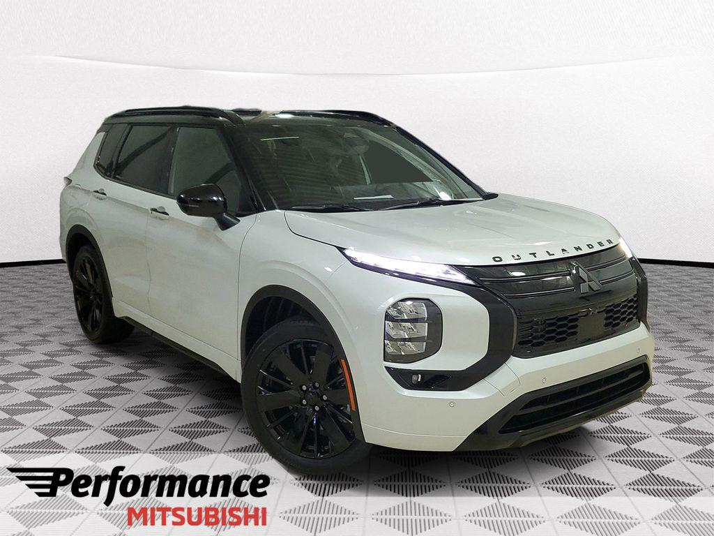 New 2026 Mitsubishi Outlander Black Edition