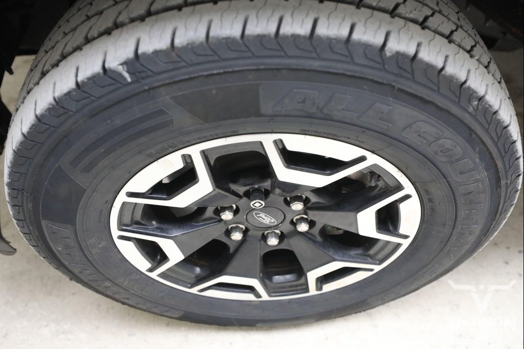 2023 FORD F-150 LIGHTNING PRO 照片 29