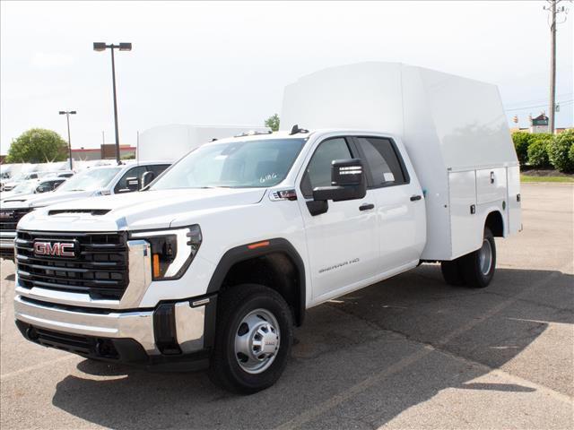 New 2025 GMC Sierra 3500 Base