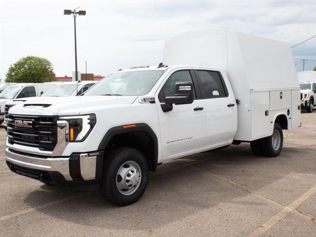 New 2025 GMC Sierra 3500 Base