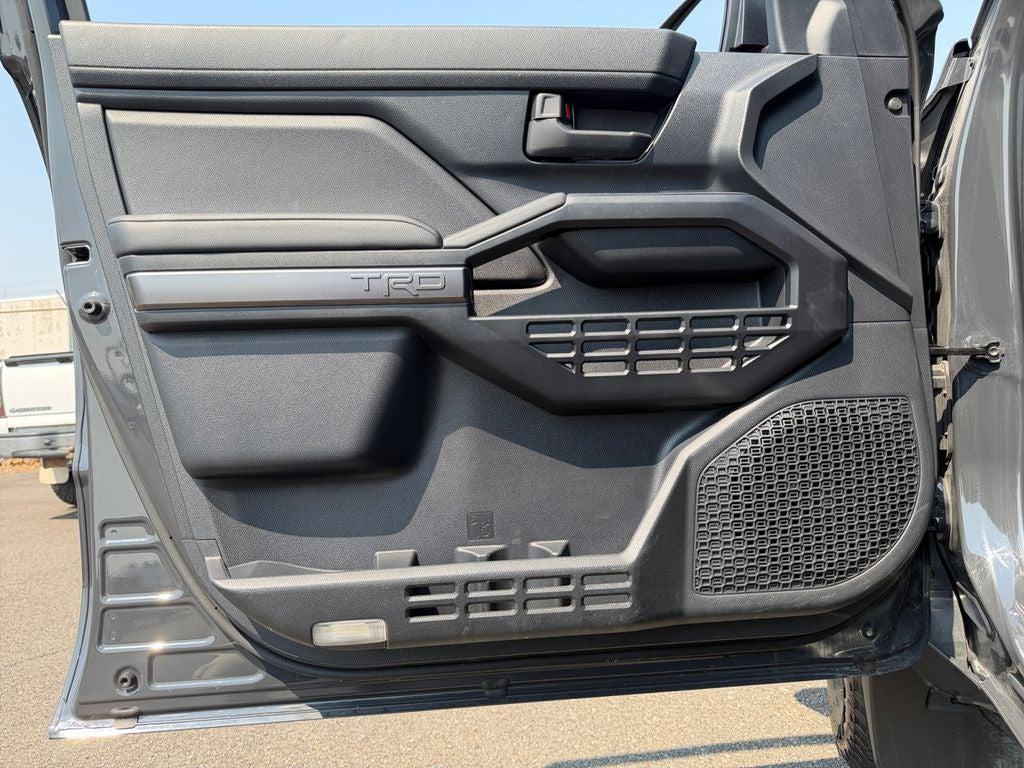 صورة مصغرة 20 لـ 2025 Toyota 4RUNNER TRD OFF ROAD