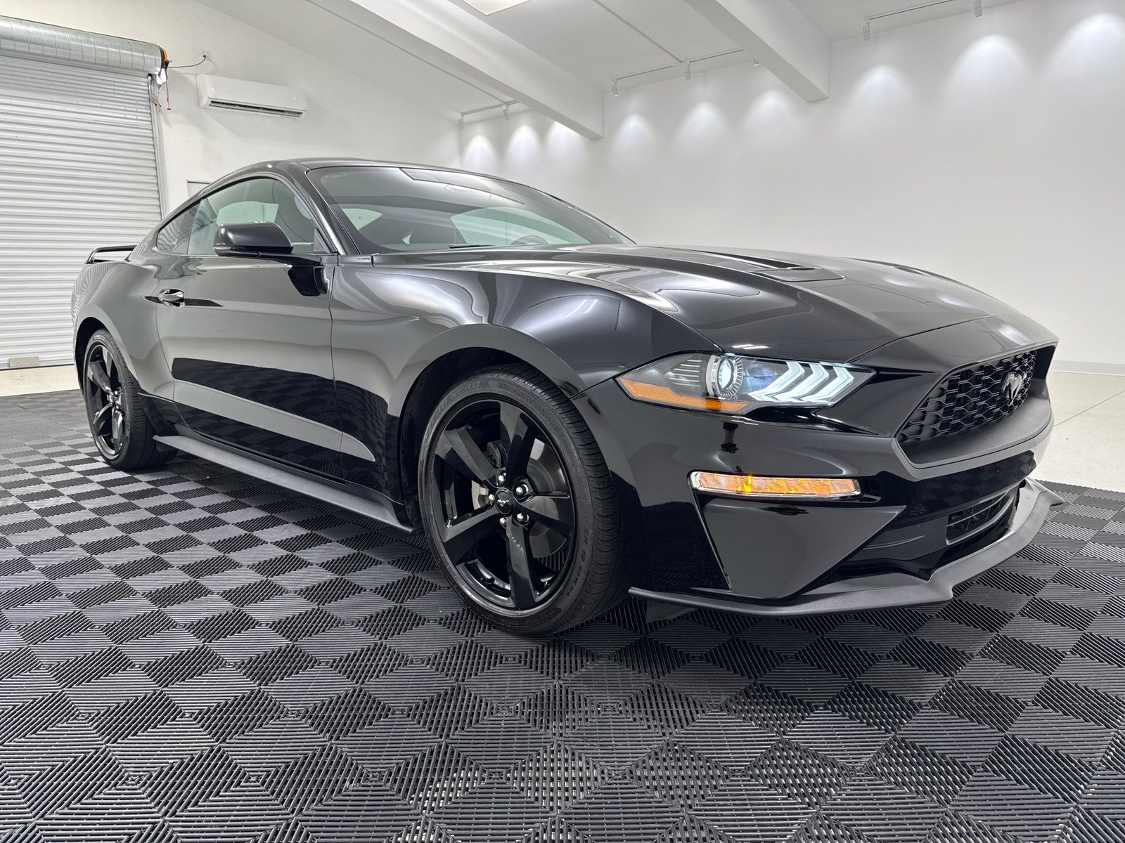 صورة 1 لـ 2023 FORD MUSTANG ECOBOOST PREMIUM