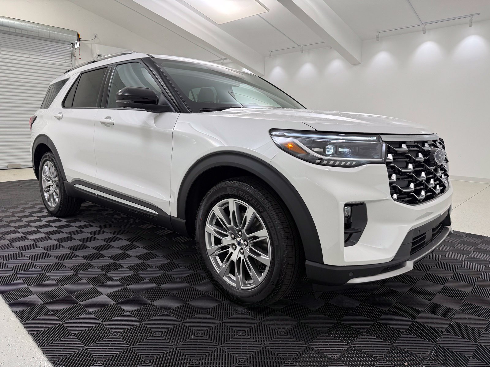 New 2026 Ford Explorer Platinum 4WD