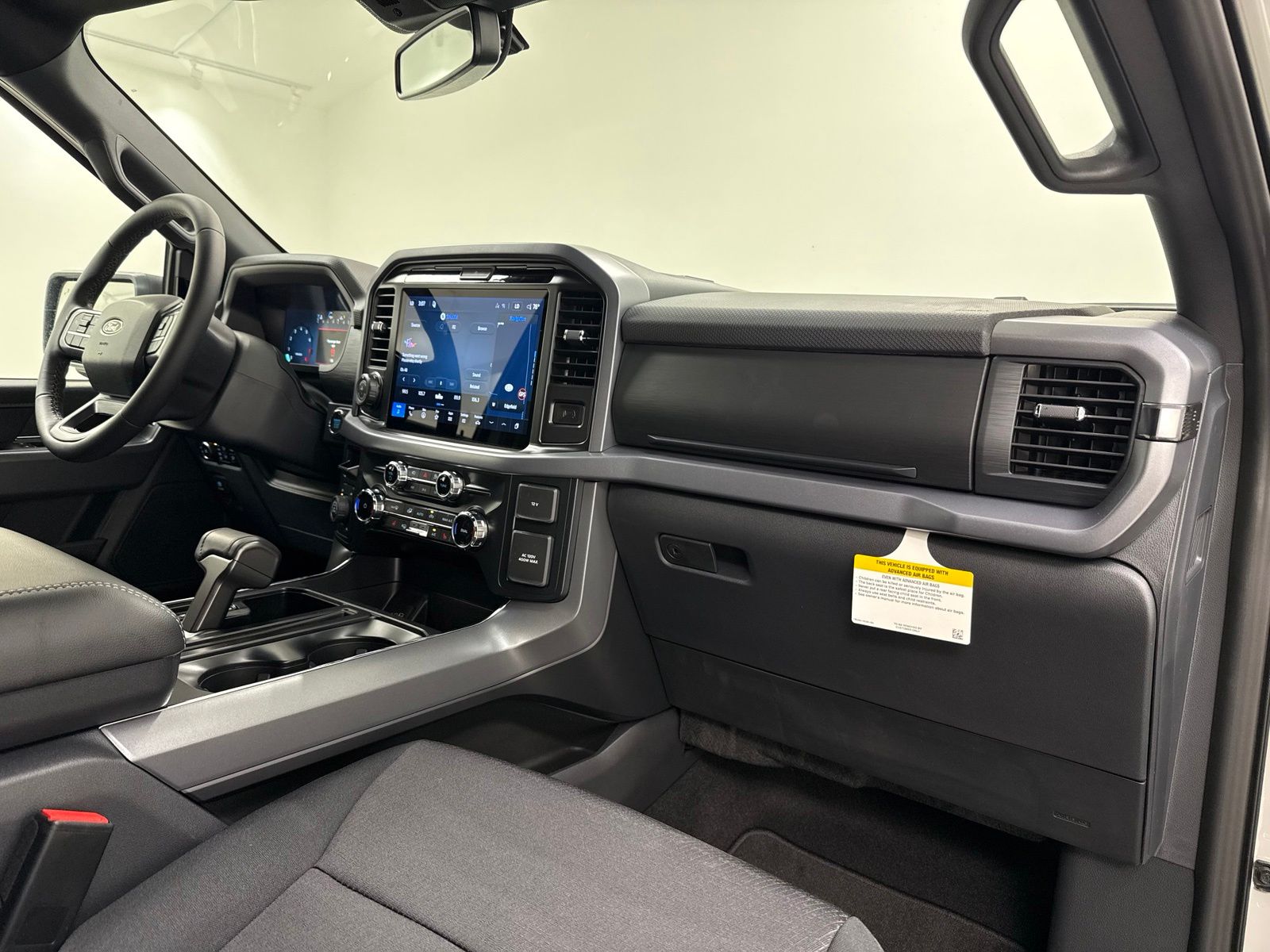 صورة مصغرة 29 لـ 2026 FORD F-150 XLT