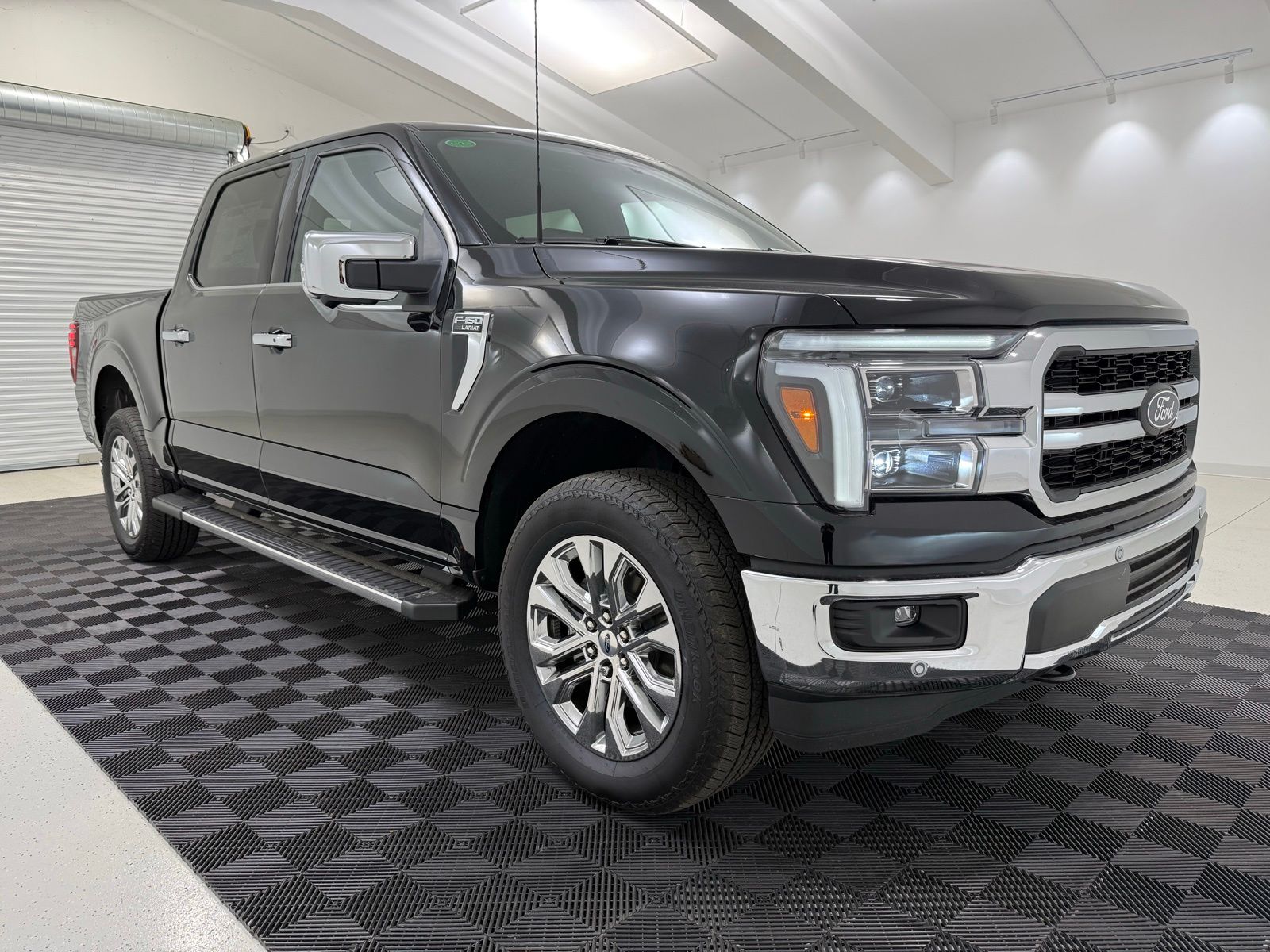New 2025 Ford F-150 Lariat