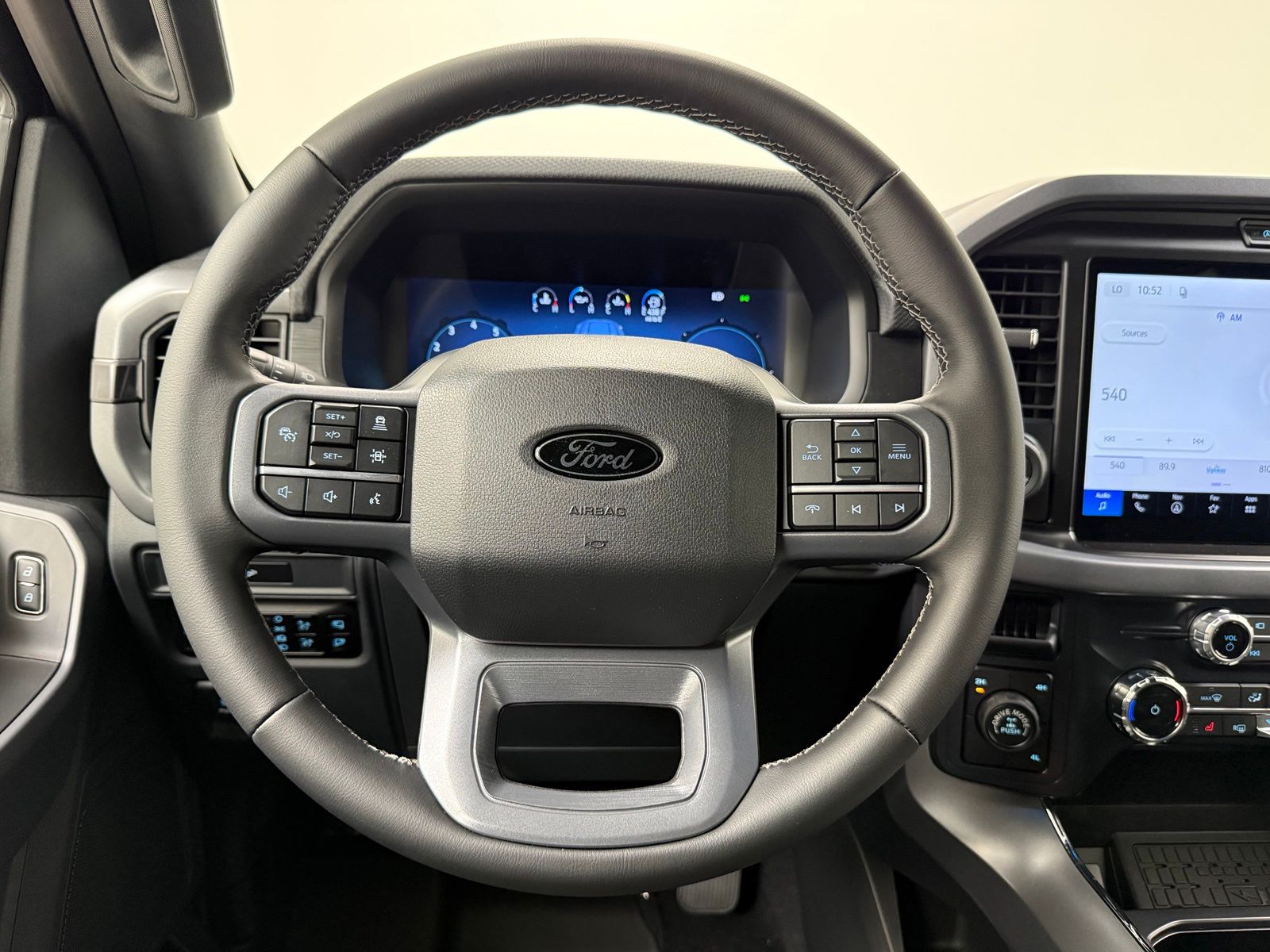 صورة مصغرة 22 لـ 2026 FORD F-150 XLT