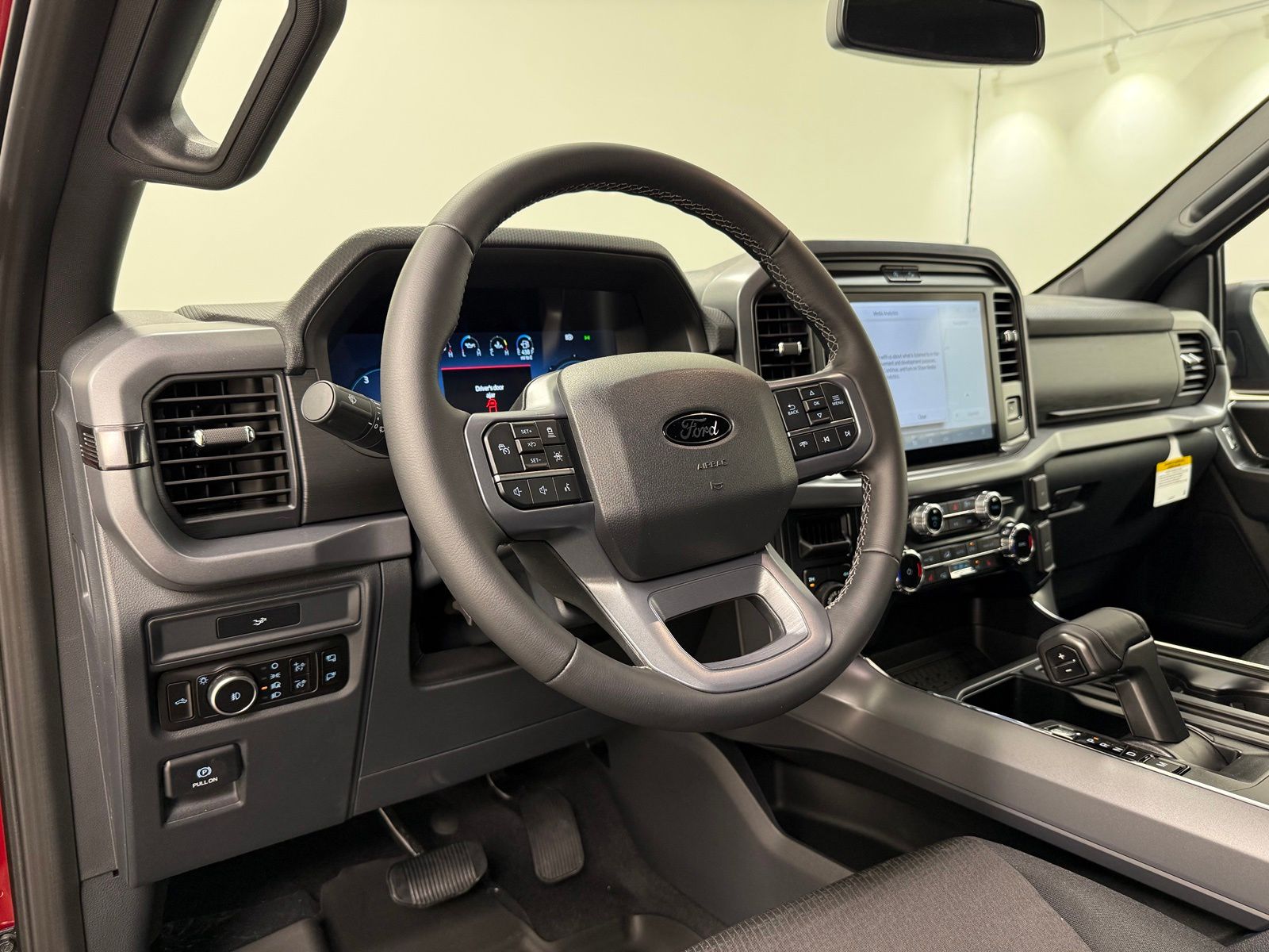 صورة مصغرة 14 لـ 2026 FORD F-150 XLT