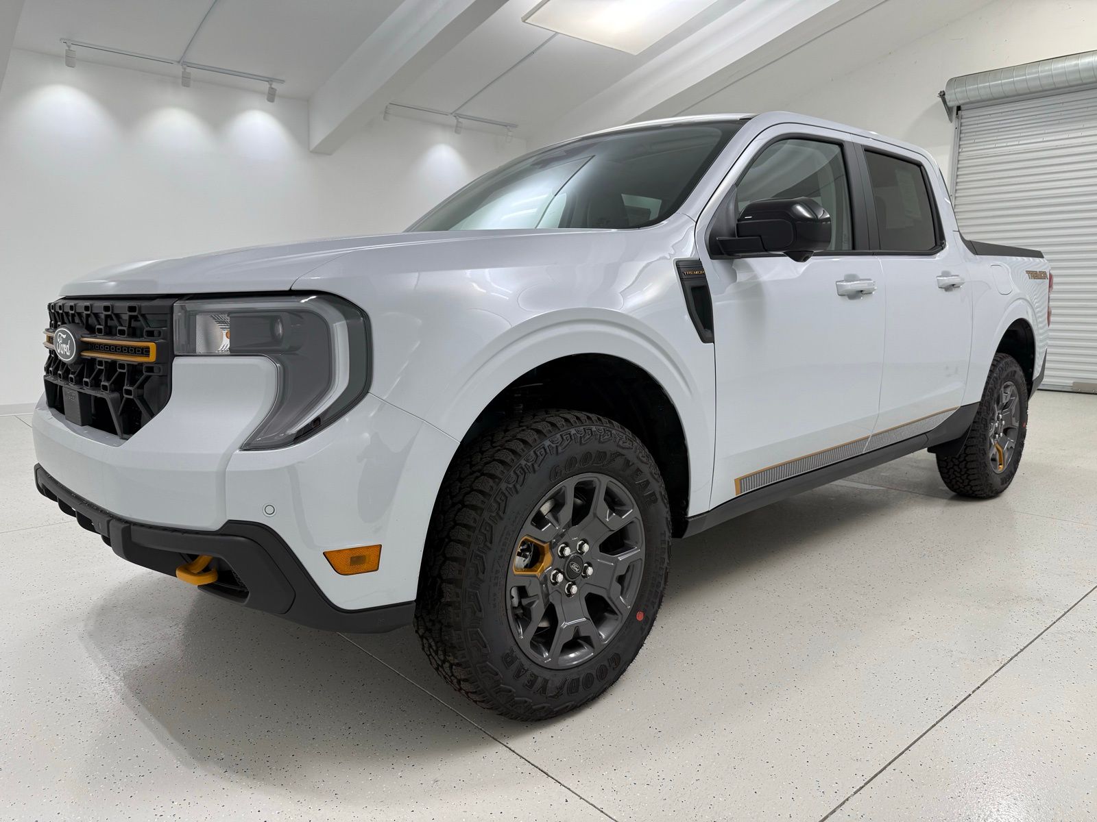 2026 FORD MAVERICK TREMOR photo 3