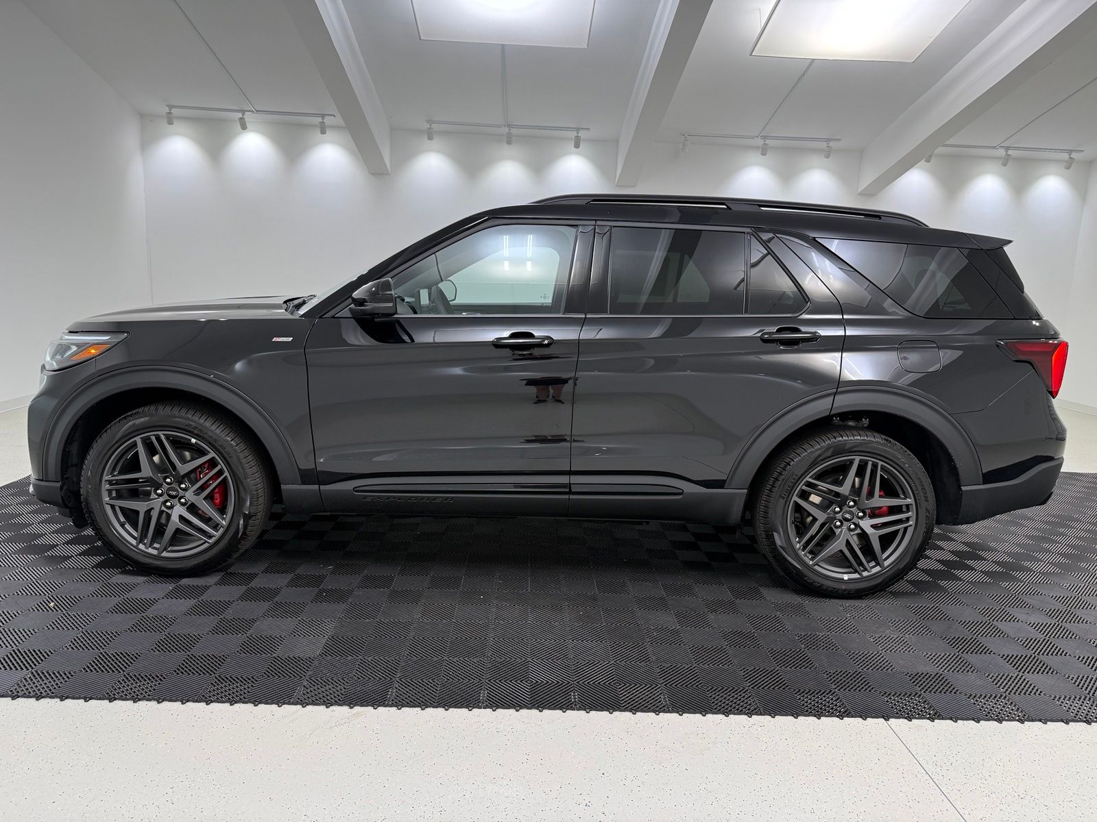 صورة 4 لـ 2026 FORD EXPLORER ST-LINE