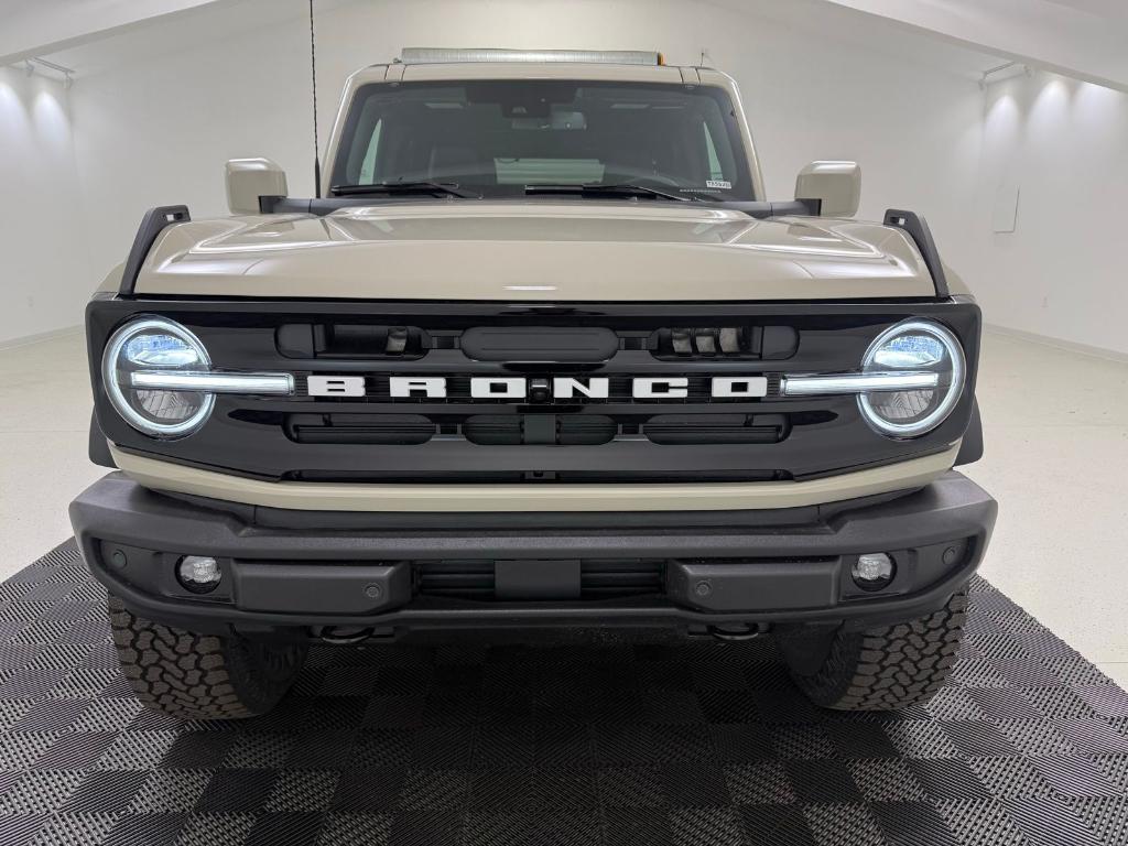 FORD BRONCO - 2