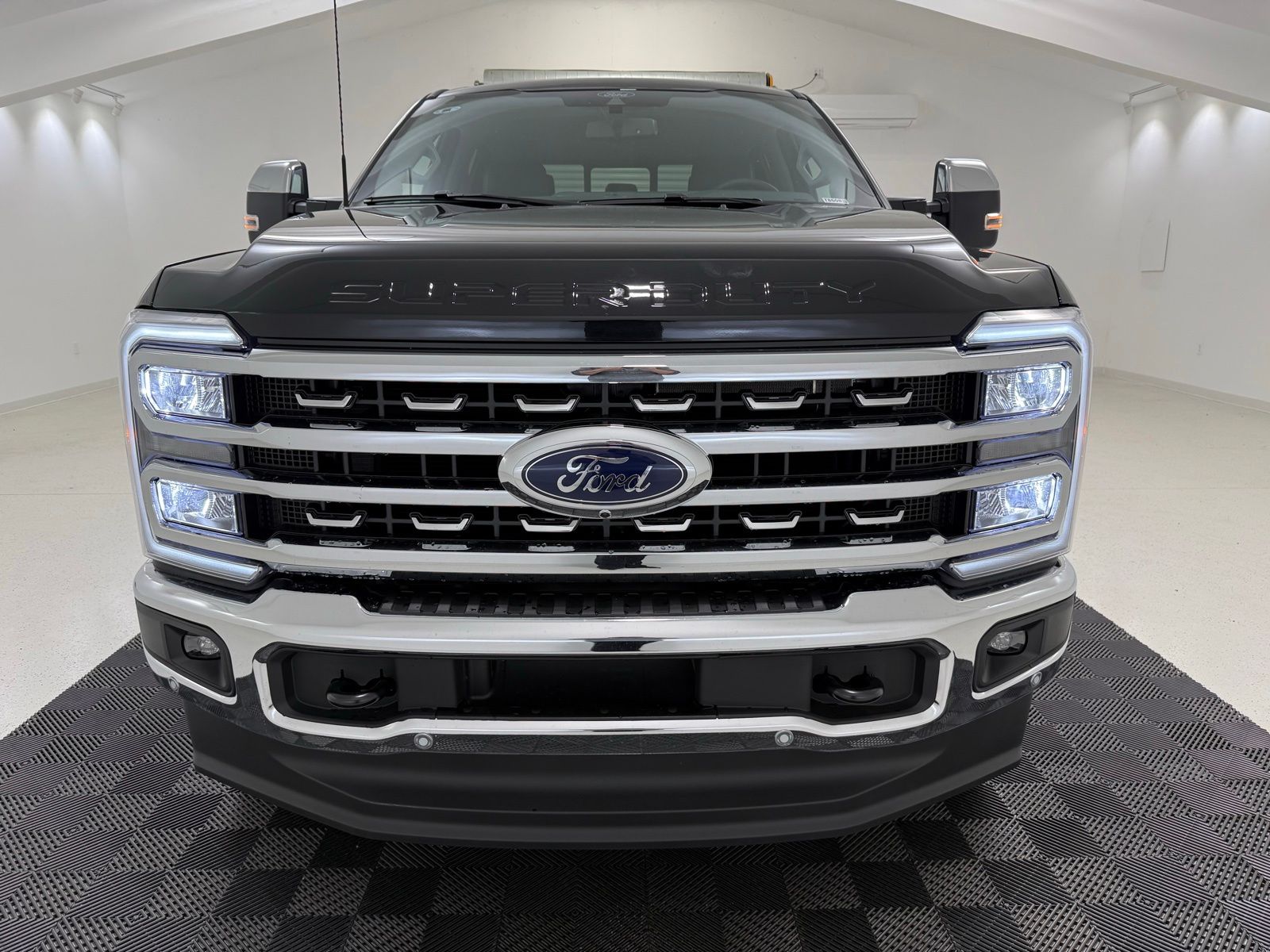New 2026 Ford F-350 Lariat