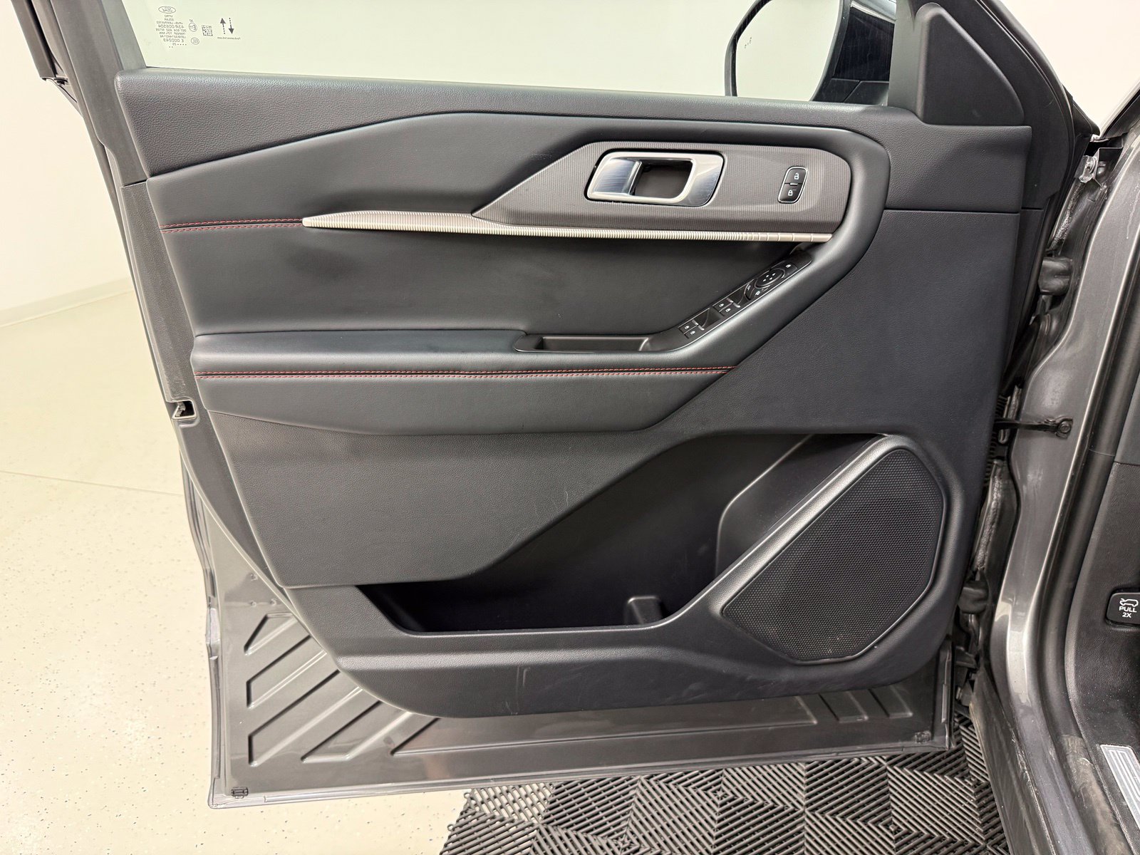 2025 FORD EXPLORER ST-LINE 4WD — миниатюра 11