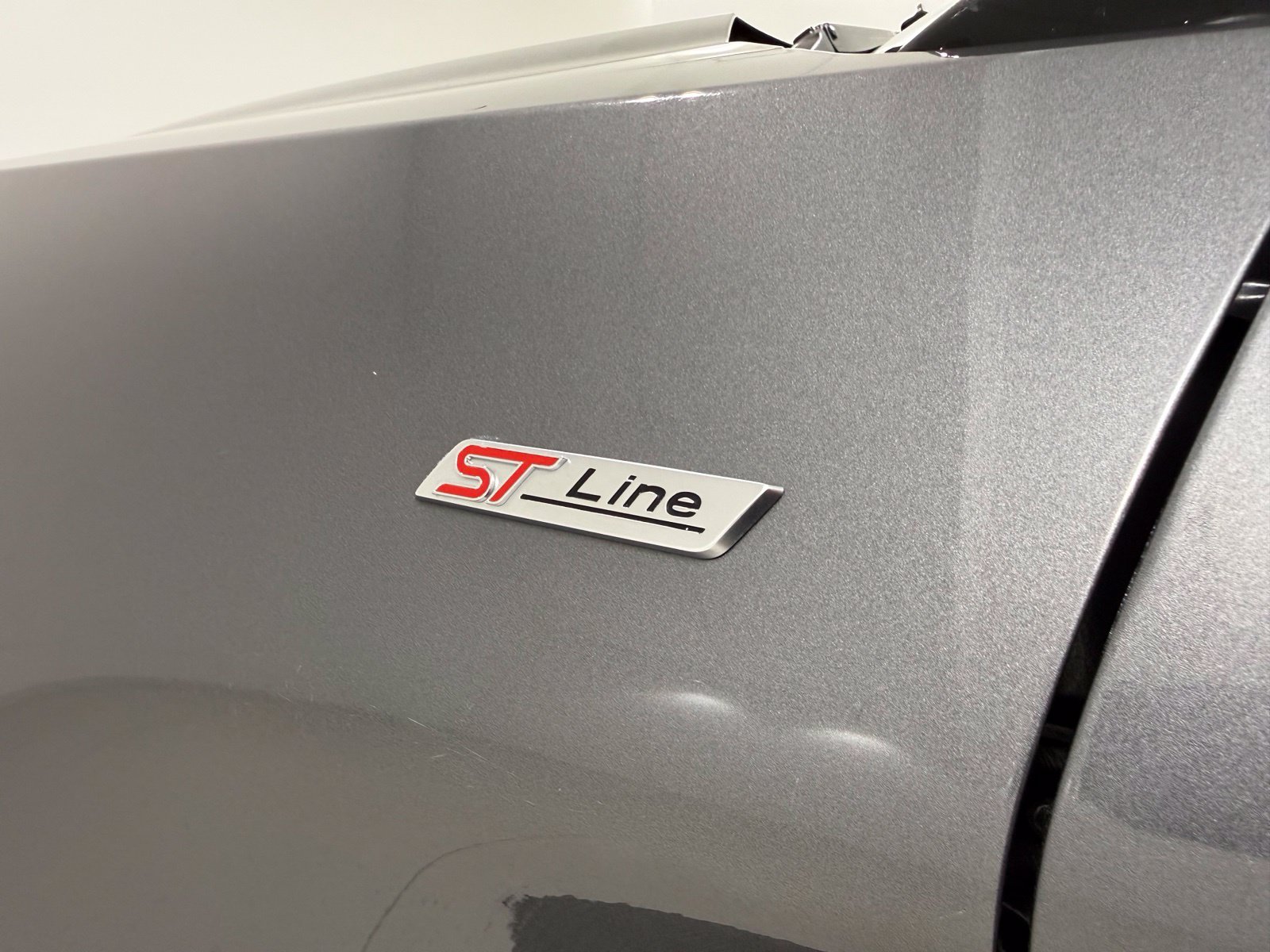 2025 FORD EXPLORER ST-LINE 4WD photo 9