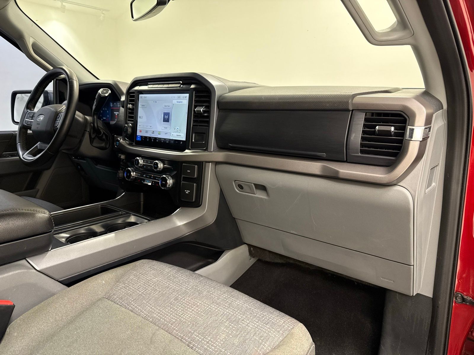 2024 FORD F-150 XLT — миниатюра 32