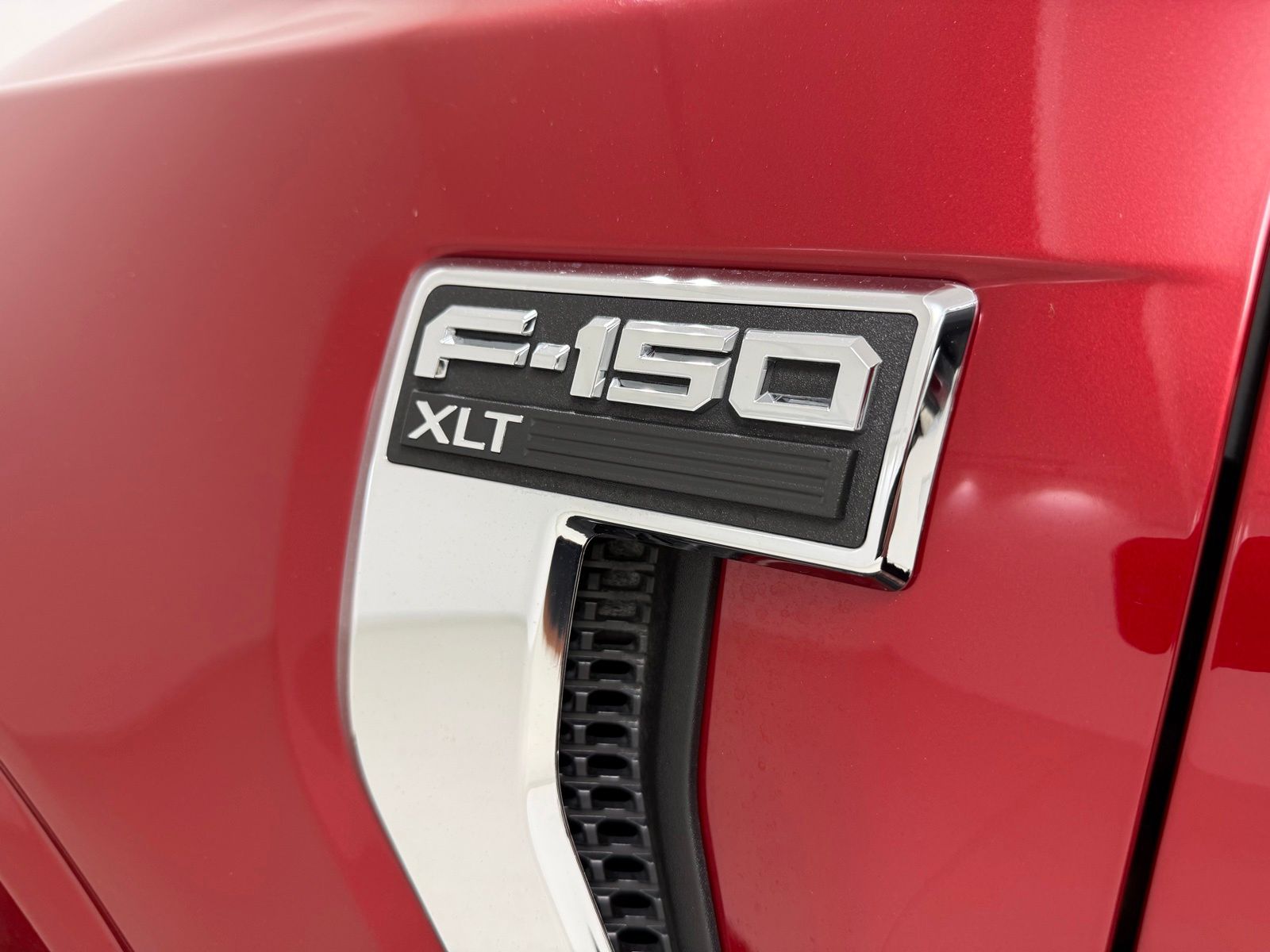 صورة 10 لـ 2024 FORD F-150 XLT
