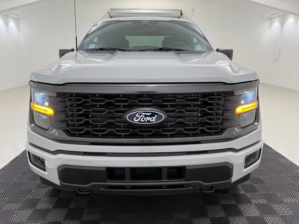FORD F-150 STX - 2