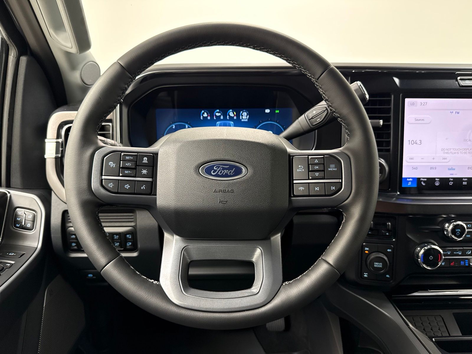 2026 FORD F-350 LARIAT — миниатюра 30