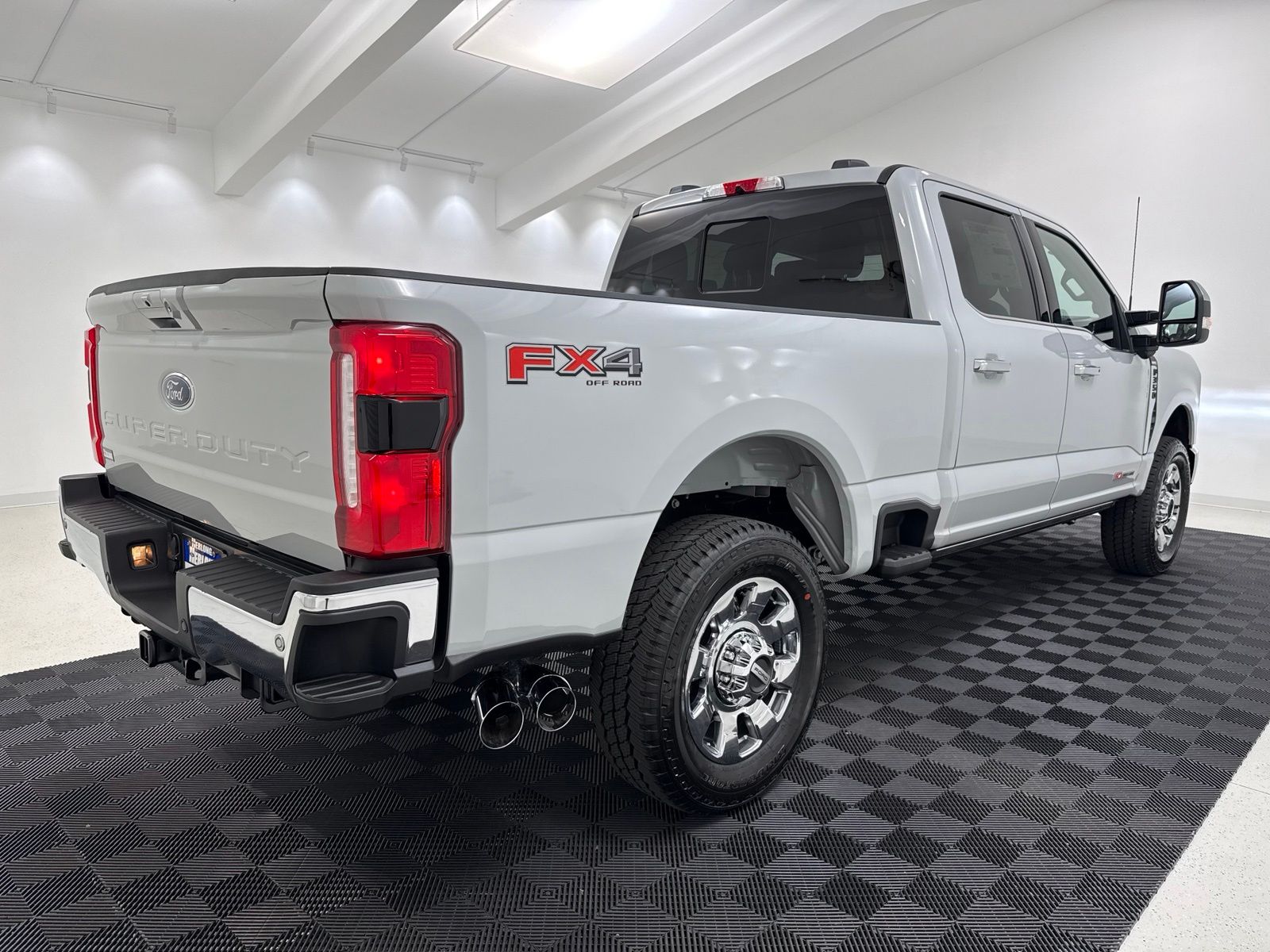 2026 FORD F-350 LARIAT — миниатюра 7